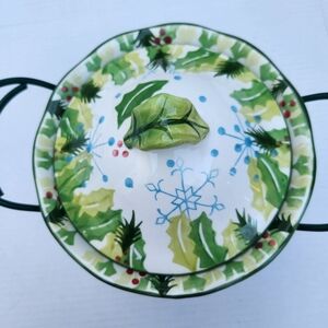 Temp-tations Christmas Holly Casserole Dish with Lid Holiday Bakeware